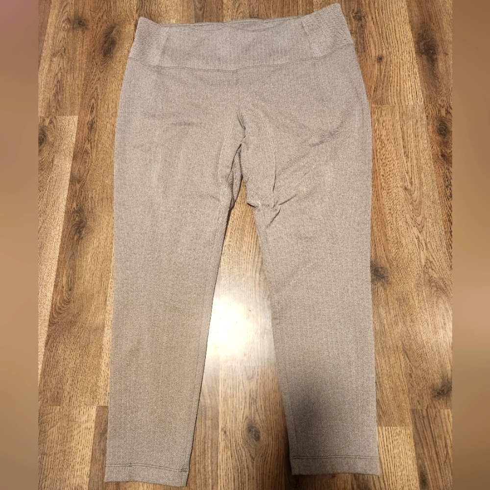 Women's Athleta Leggings!